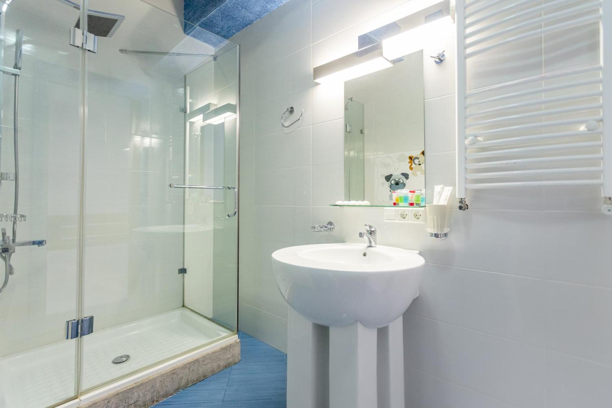 Serviced Apartment On Rustaveli Avenue 9 第比利斯 外观 照片